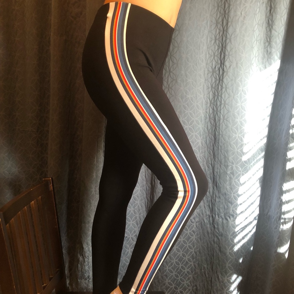 Small Black Leggings with Colorful Side Stripes from Only